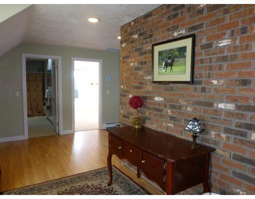 43 Hickory Dr, Worcester, MA 01609 photo 17