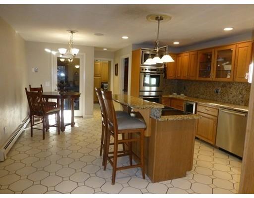 43 Hickory Dr, Worcester, MA 01609 photo 9