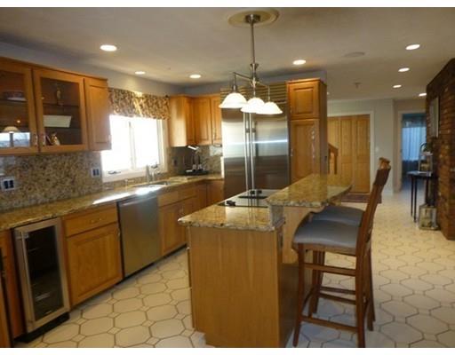 43 Hickory Dr, Worcester, MA 01609 photo 10