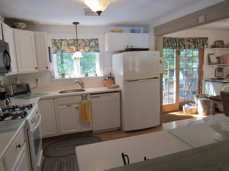 6 Brewster Rd, Mashpee, MA 02649 photo 9
