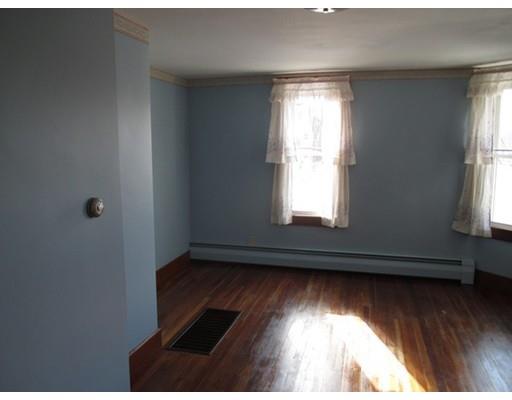 36 Travers St, Gardner, MA 01440 photo 6