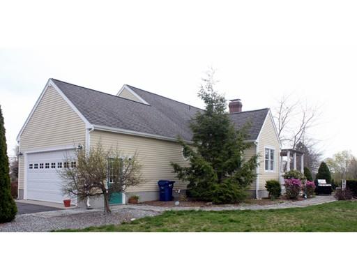 11 Mark Dr, Fairhaven, MA 02719 photo 2