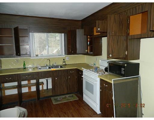 12 Pine St, Hanson, MA 02341 photo 4