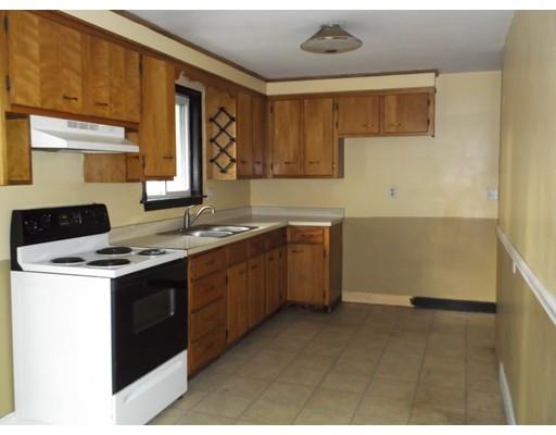 3 Buffum St, Worcester, MA 01603 photo 5