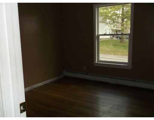 3 Buffum St, Worcester, MA 01603 photo 3