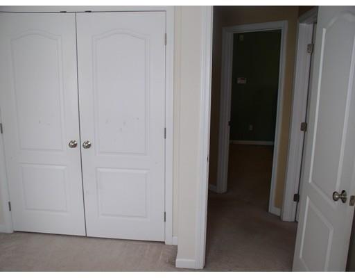 282 Christopher Dr, Springfield, MA 01119 photo 21
