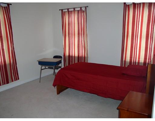 282 Christopher Dr, Springfield, MA 01119 photo 22