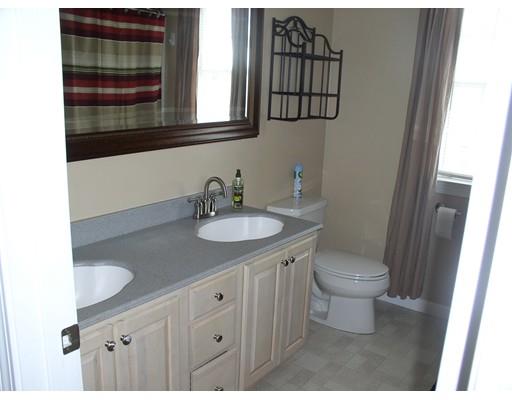 282 Christopher Dr, Springfield, MA 01119 photo 15