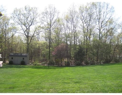 19 Valente Dr, Worcester, MA 01604 photo 9