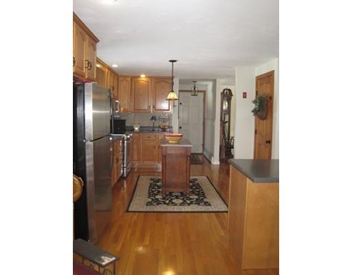 19 Valente Dr, Worcester, MA 01604 photo 16