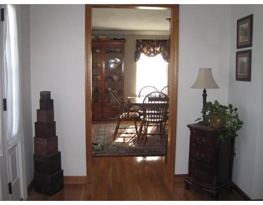 19 Valente Dr, Worcester, MA 01604 photo 10