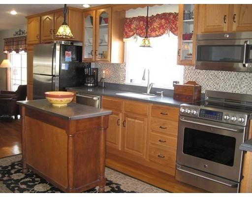19 Valente Dr, Worcester, MA 01604 photo 17