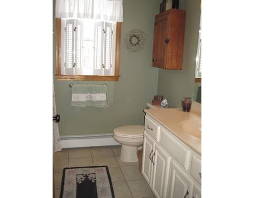 19 Valente Dr, Worcester, MA 01604 photo 24