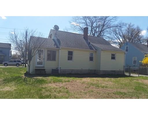 207 Edendale St, Springfield, MA 01104 photo 3