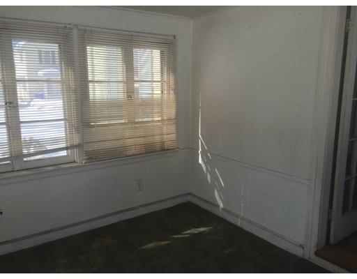 207 Edendale St, Springfield, MA 01104 photo 14