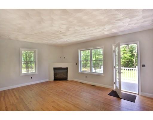 4 Mohawk Cir, Georgetown, MA 01833 photo 9