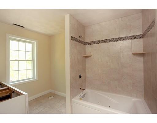 4 Mohawk Cir, Georgetown, MA 01833 photo 11