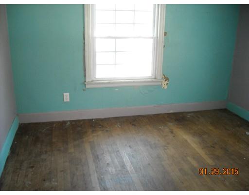 5 N Chatham St, Springfield, MA 01109 photo 6