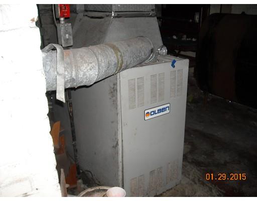 5 N Chatham St, Springfield, MA 01109 photo 8