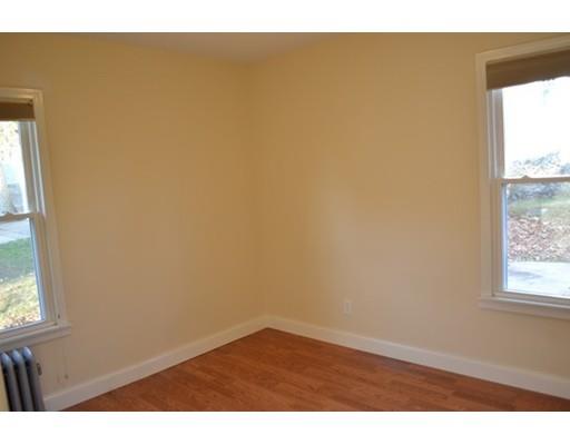 67 Tiffany St, Springfield, MA 01108 photo 8