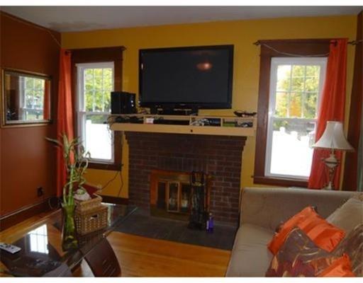 108 Penrose St, Springfield, MA 01109 photo 4