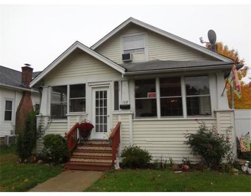 108 Penrose St, Springfield, MA 01109 photo 1