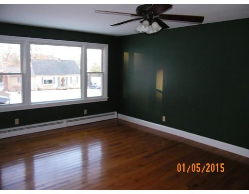 31 Exeter St, West Springfield, MA 01089 photo 4