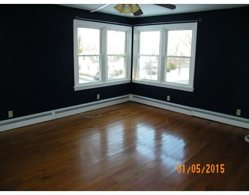 31 Exeter St, West Springfield, MA 01089 photo 5