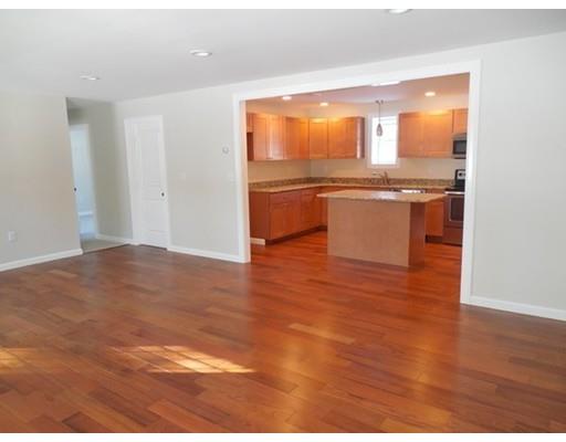 13 Pierceville Rd, West Wareham, MA 02576 photo 3