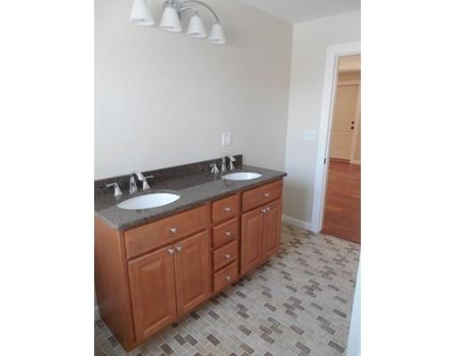 13 Pierceville Rd, West Wareham, MA 02576 photo 6