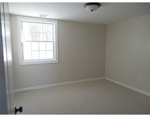 13 Pierceville Rd, West Wareham, MA 02576 photo 9