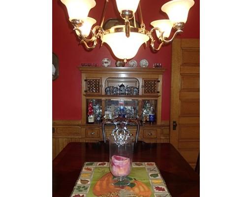 7 Ball St, Worcester, MA 01603 photo 9
