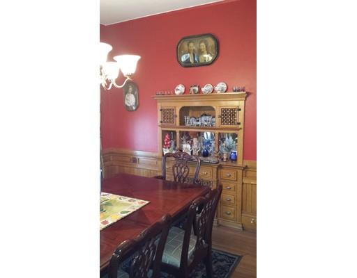 7 Ball St, Worcester, MA 01603 photo 8