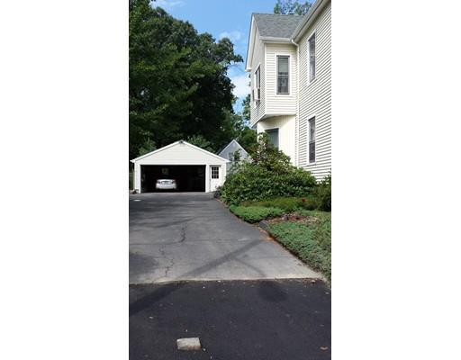 7 Ball St, Worcester, MA 01603 photo 4