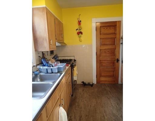 7 Ball St, Worcester, MA 01603 photo 25