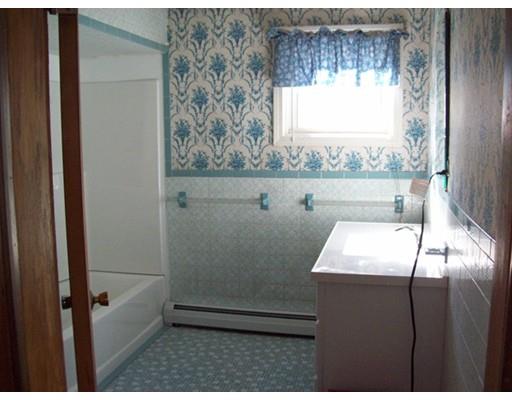 83 Abbott St, Lawrence, MA 01843 photo 12