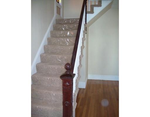 83 Abbott St, Lawrence, MA 01843 photo 3