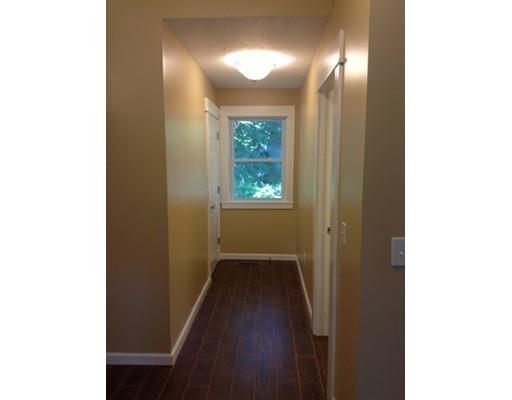 285 Denver St, Springfield, MA 01109 photo 7