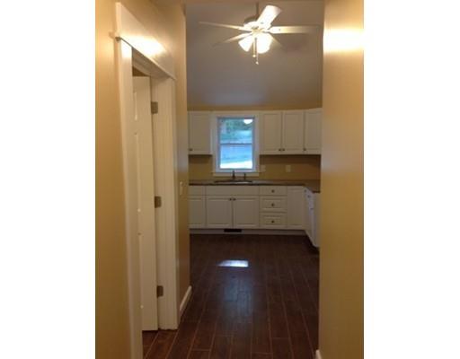 285 Denver St, Springfield, MA 01109 photo 4