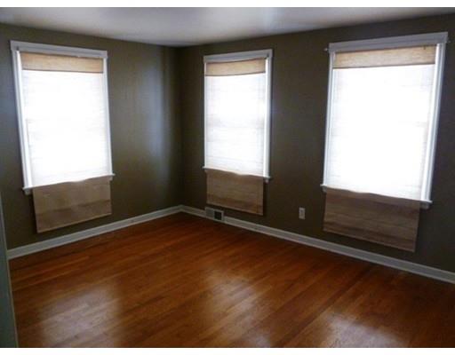 84 Mayflower Rd, Springfield, MA 01118 photo 10