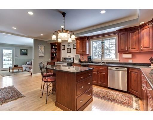 60 Bubier Rd, Marblehead, MA 01945 photo 12