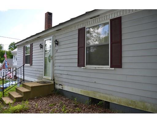 69 Maple St, Warren, MA 01083 photo 2