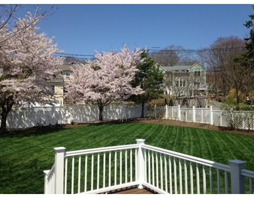 31 Witham St, Gloucester, MA 01930 photo 3