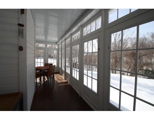 31 Witham St, Gloucester, MA 01930 photo 11