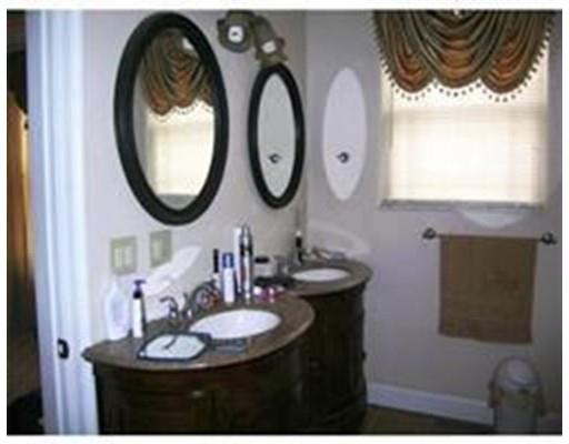 90 Frederick St, West Springfield, MA 01089 photo 12