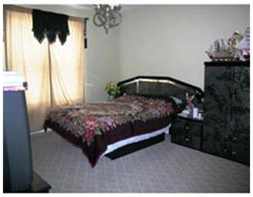 90 Frederick St, West Springfield, MA 01089 photo 13
