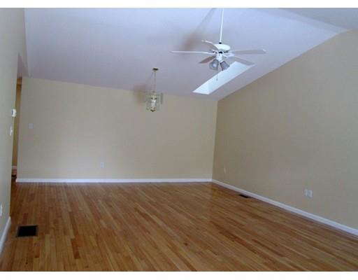 17 Cold Spring Dr #B, Sutton, MA 01590 photo 10