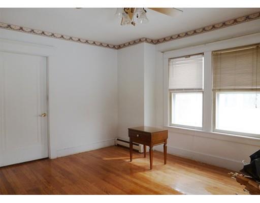 18 Webber St, Springfield, MA 01108 photo 8