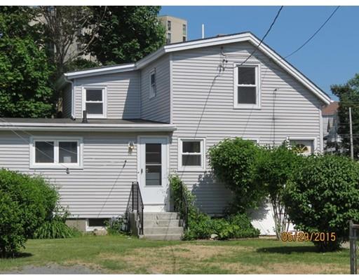 132 Raymond St, Fall River, MA 02723 photo 1