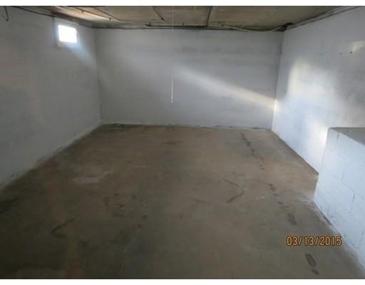 132 Raymond St, Fall River, MA 02723 photo 17